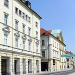 Apartment Centre Chic 2/4 Ljubljana