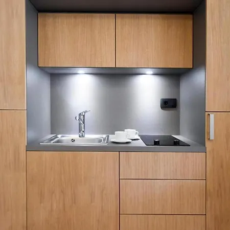 Apartamento Centre Chic 2/4 *